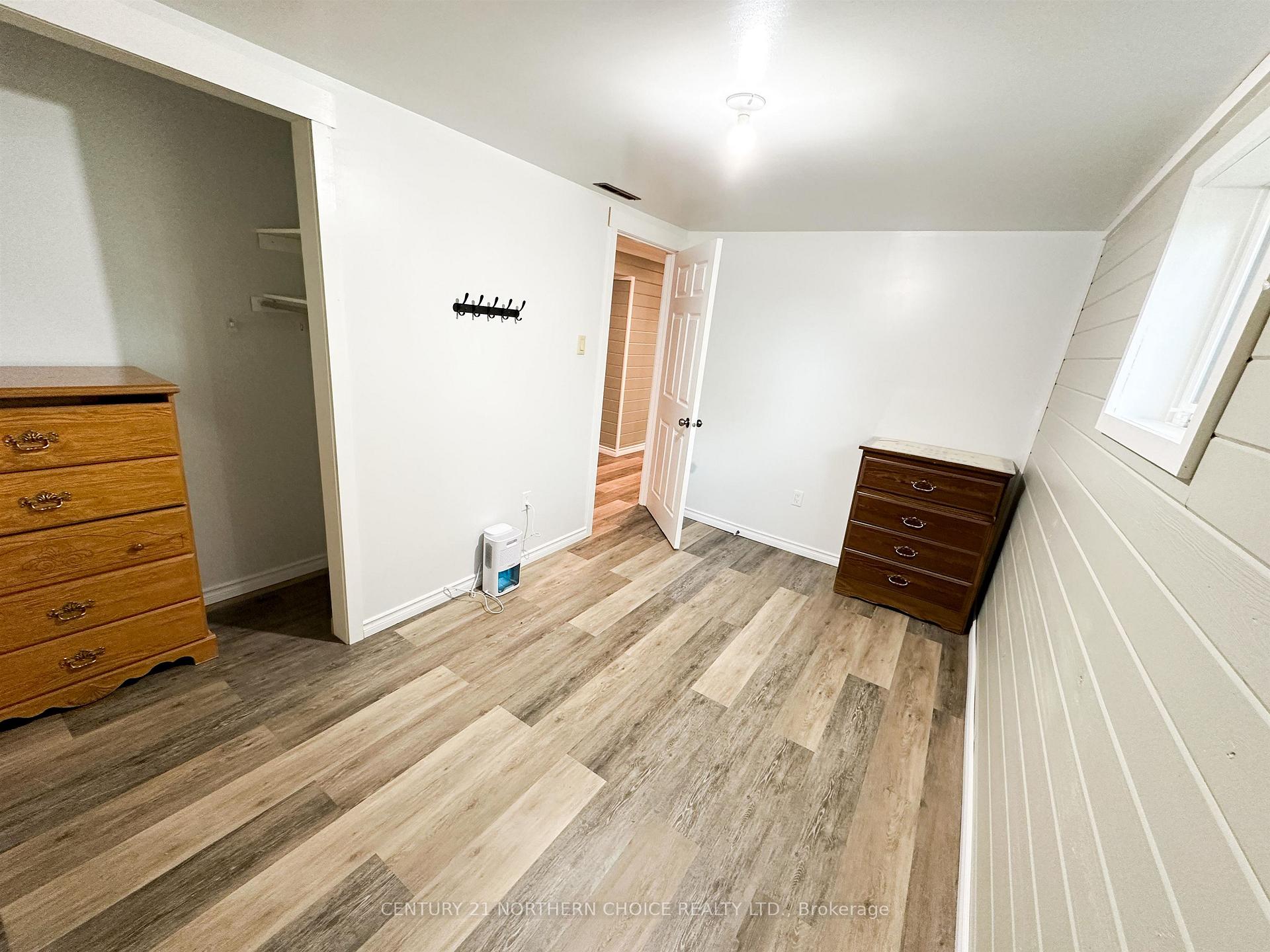 Photo 10 of 18 Kenora Road, Red Lake — HOMEH