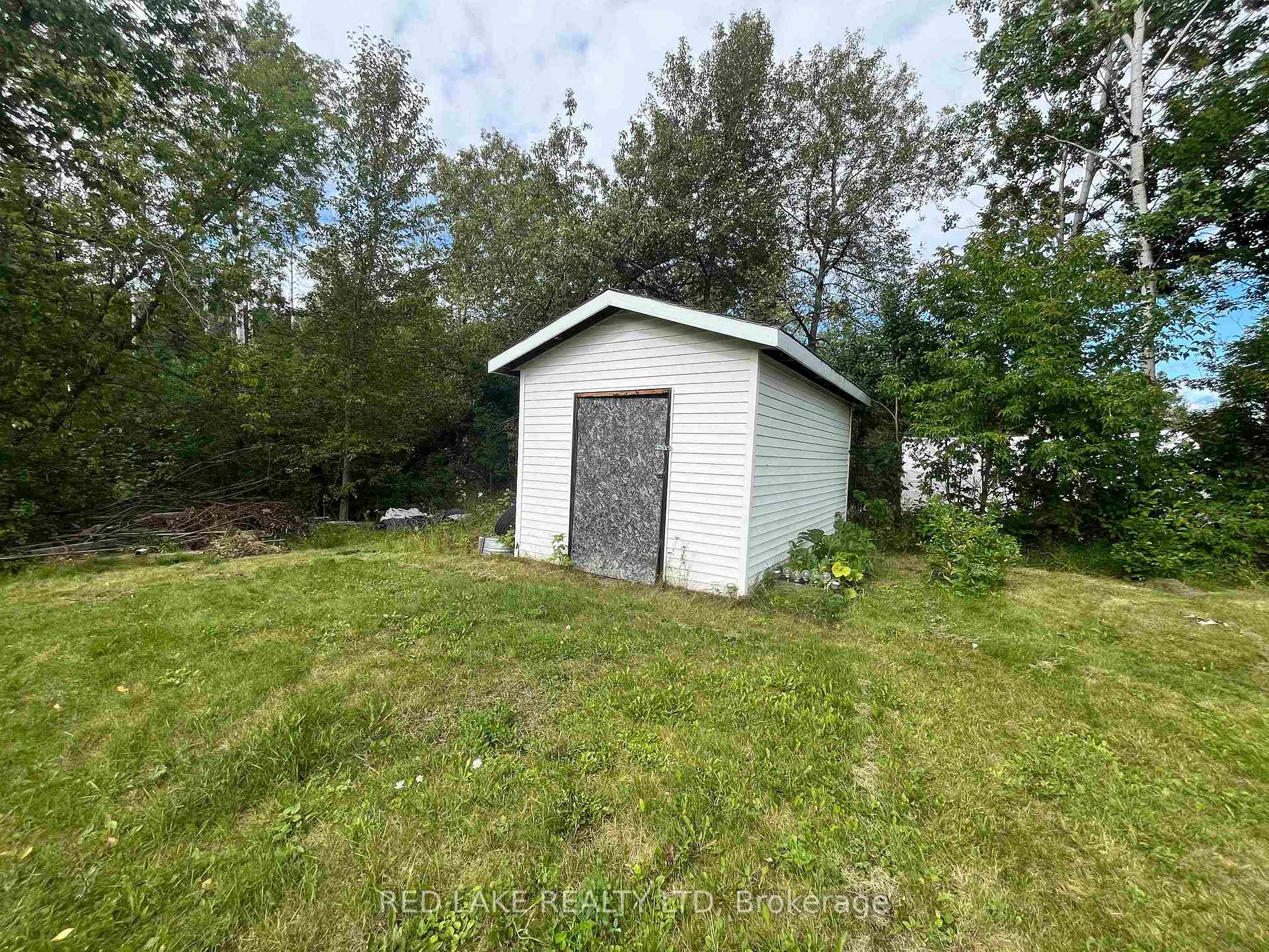 Photo 9 of 339 Howey Street, Red Lake — HOMEH