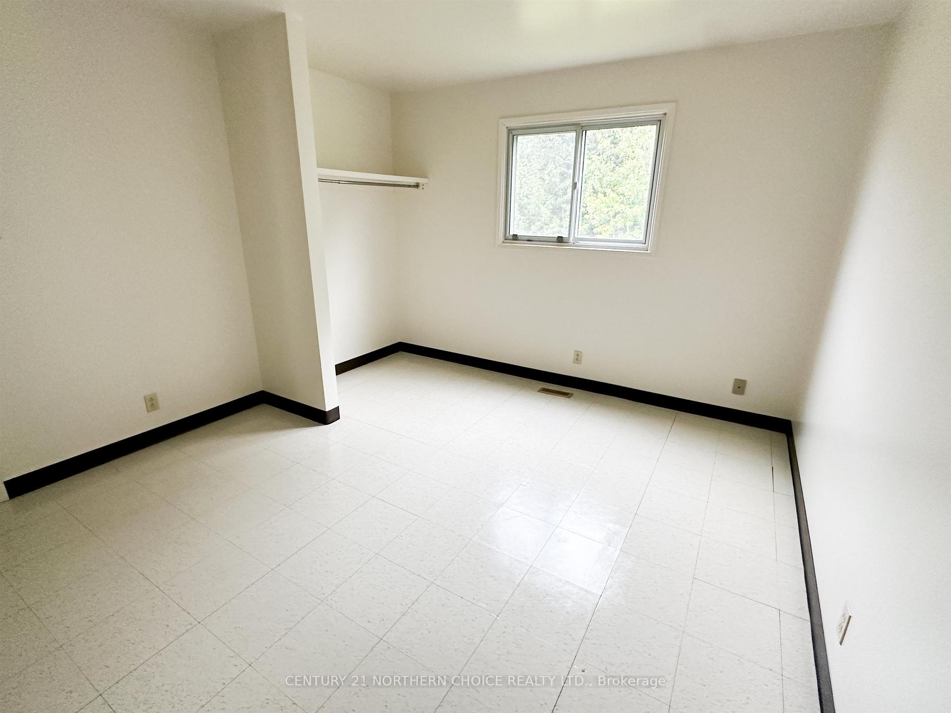 Photo 11 of 59/61 Birch Drive, Ear Falls — HOMEH
