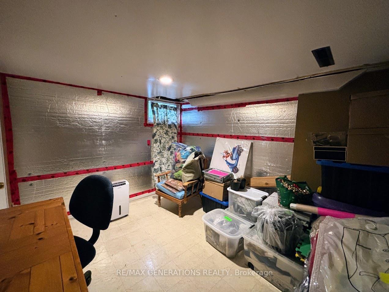 Photo 18 of 32 Howe Street, Marathon — HOMEH