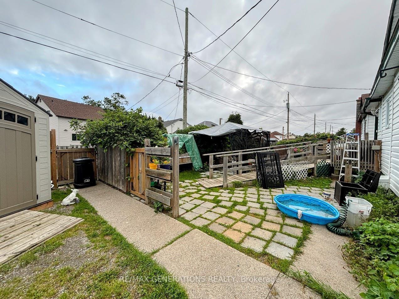Photo 35 of 32 Howe Street, Marathon — HOMEH