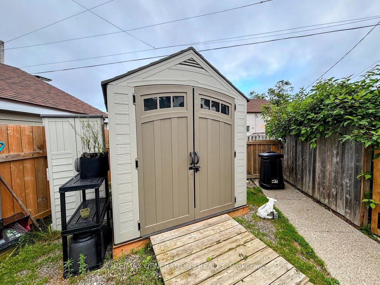 Photo 36 of 32 Howe Street, Marathon — HOMEH