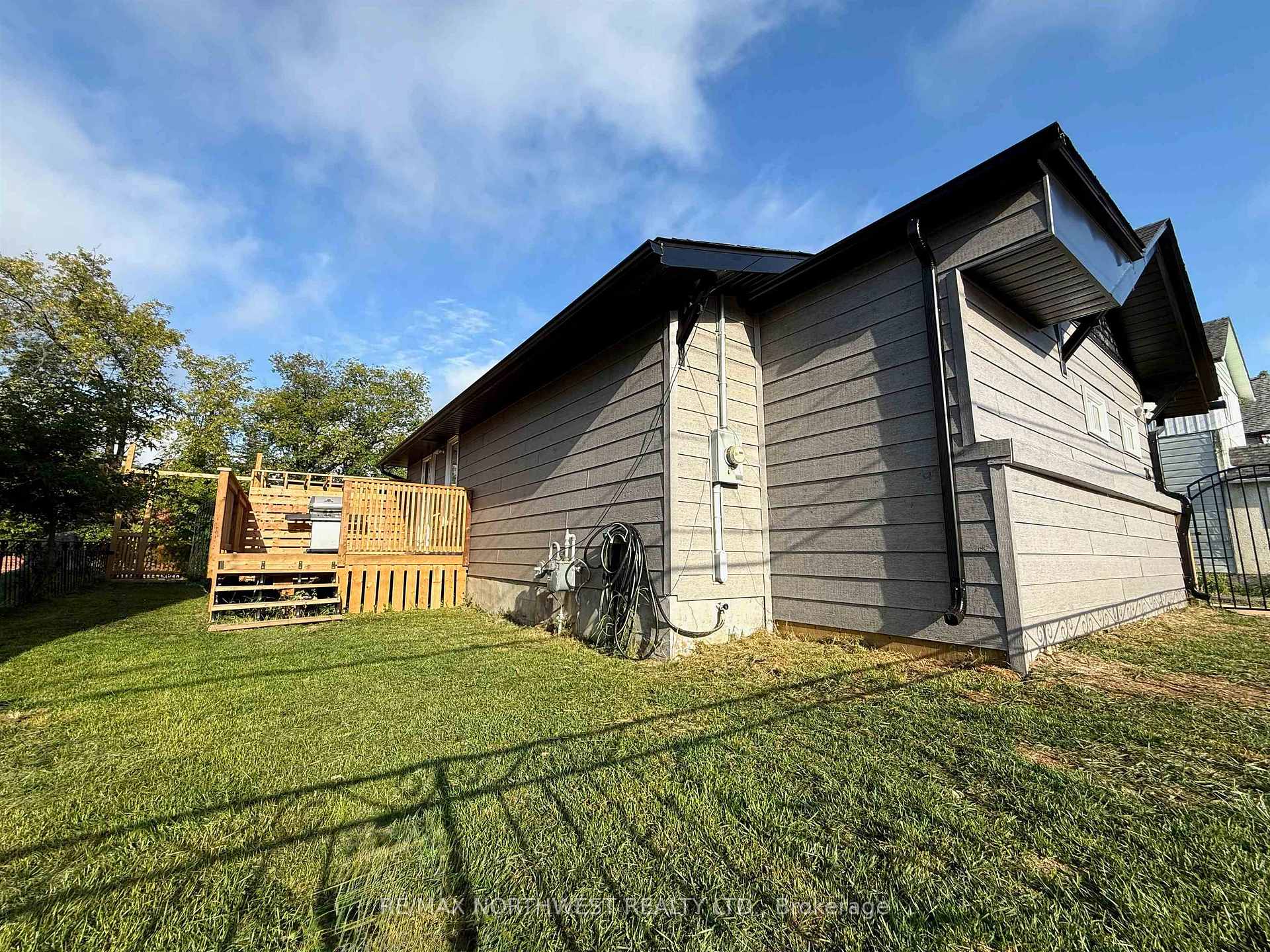 Photo 2 of 216 Wharf Street, Kenora, Keewatin — HOMEH