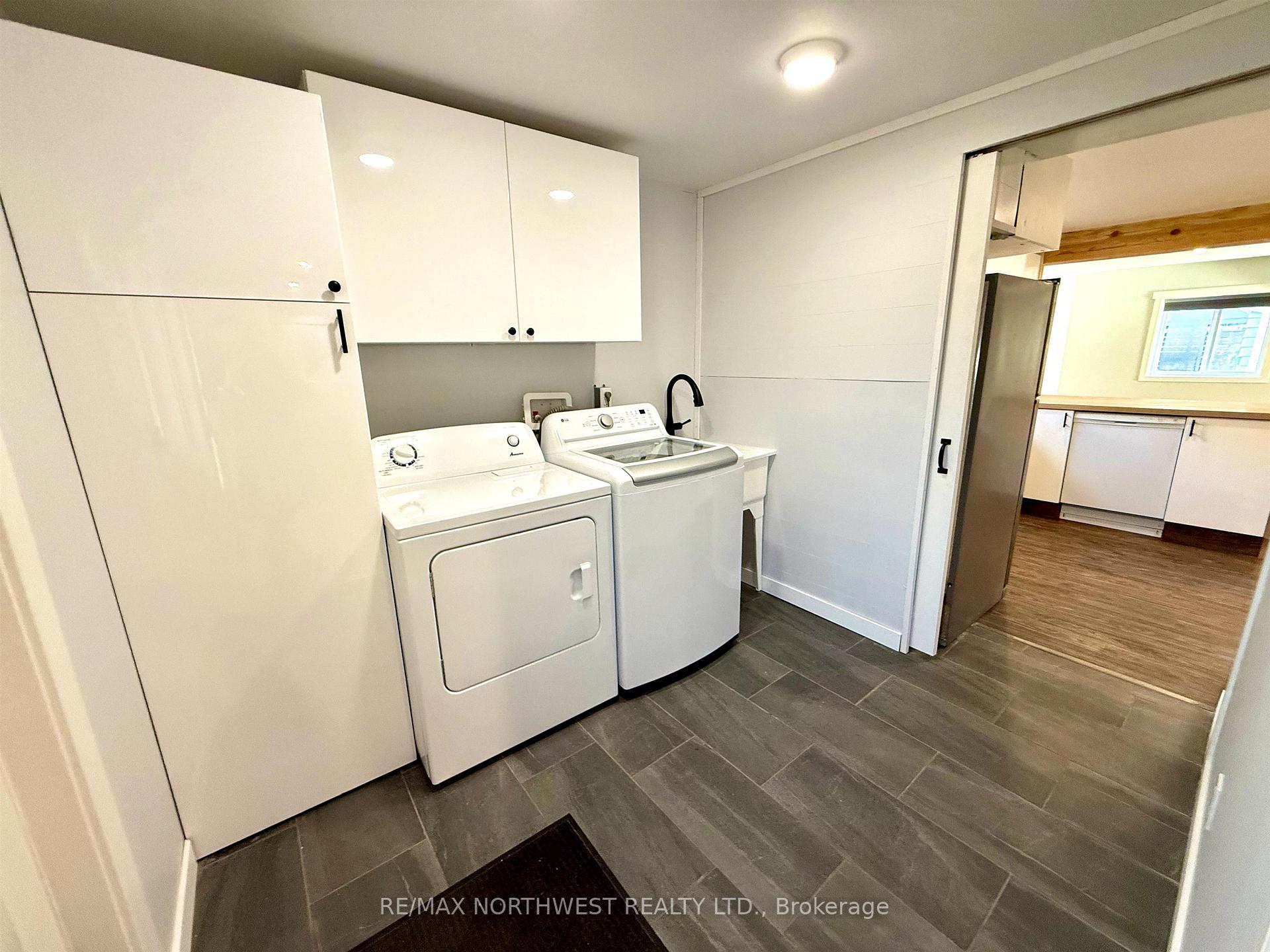Photo 12 of 216 Wharf Street, Kenora, Keewatin — HOMEH