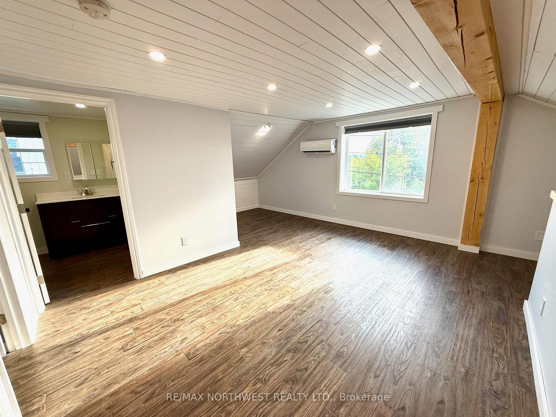 Photo 19 of 216 Wharf Street, Kenora, Keewatin — HOMEH