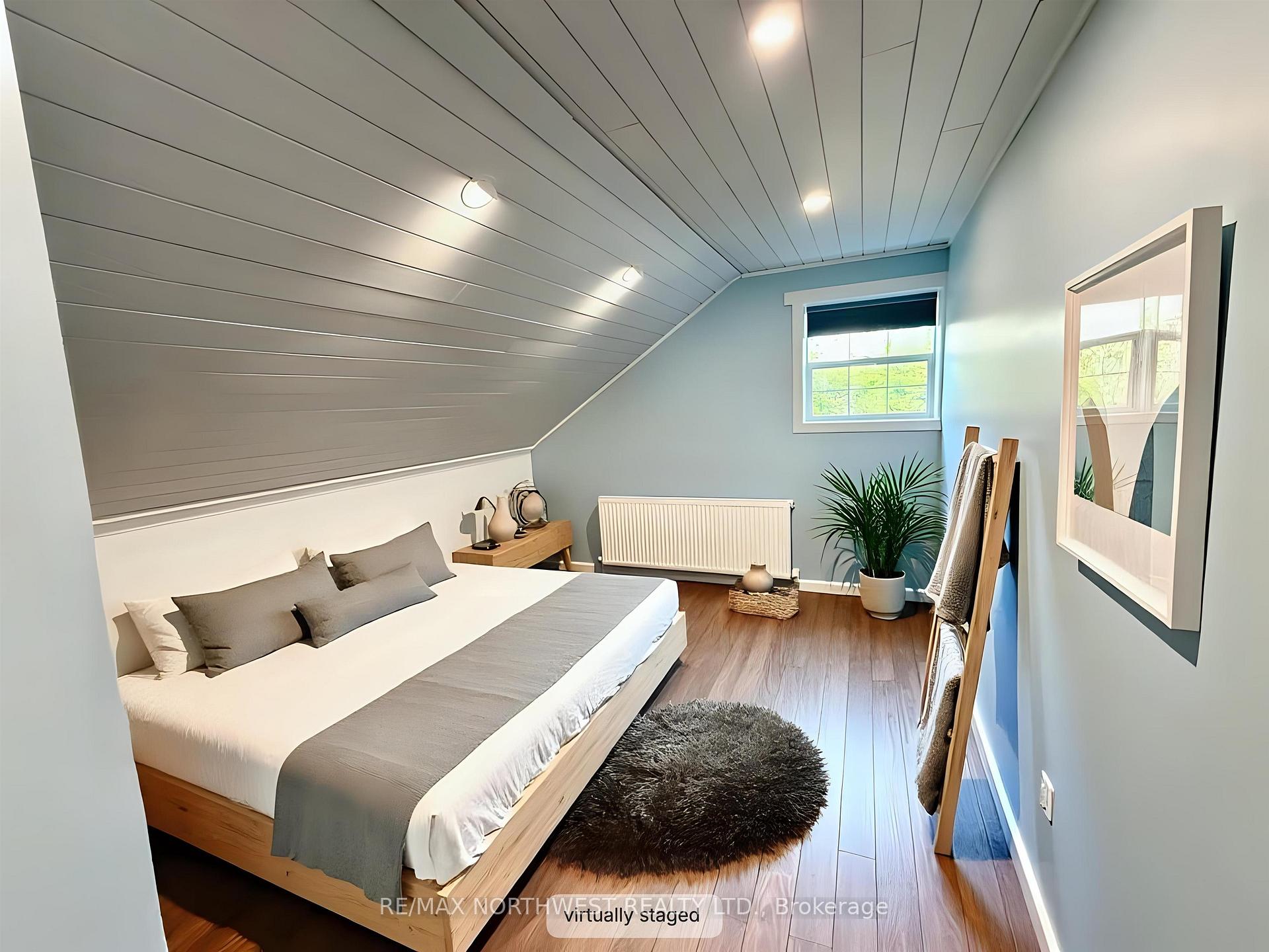 Photo 22 of 216 Wharf Street, Kenora, Keewatin — HOMEH