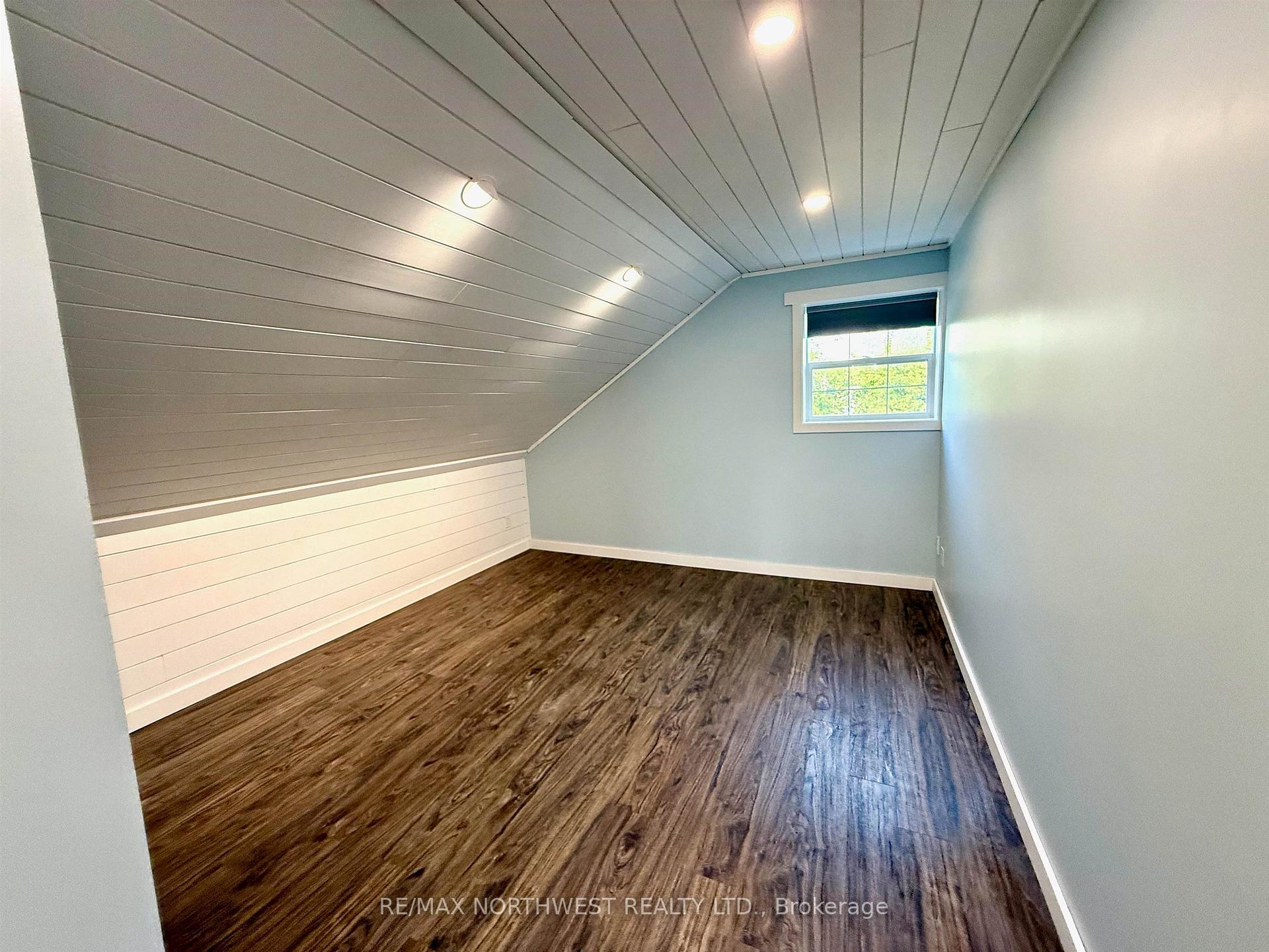 Photo 23 of 216 Wharf Street, Kenora, Keewatin — HOMEH