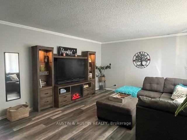 Photo 3 of 122 Wabigoon Drive, Dryden, Pronger Park — HOMEH