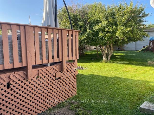 Photo 16 of 122 Wabigoon Drive, Dryden, Pronger Park — HOMEH
