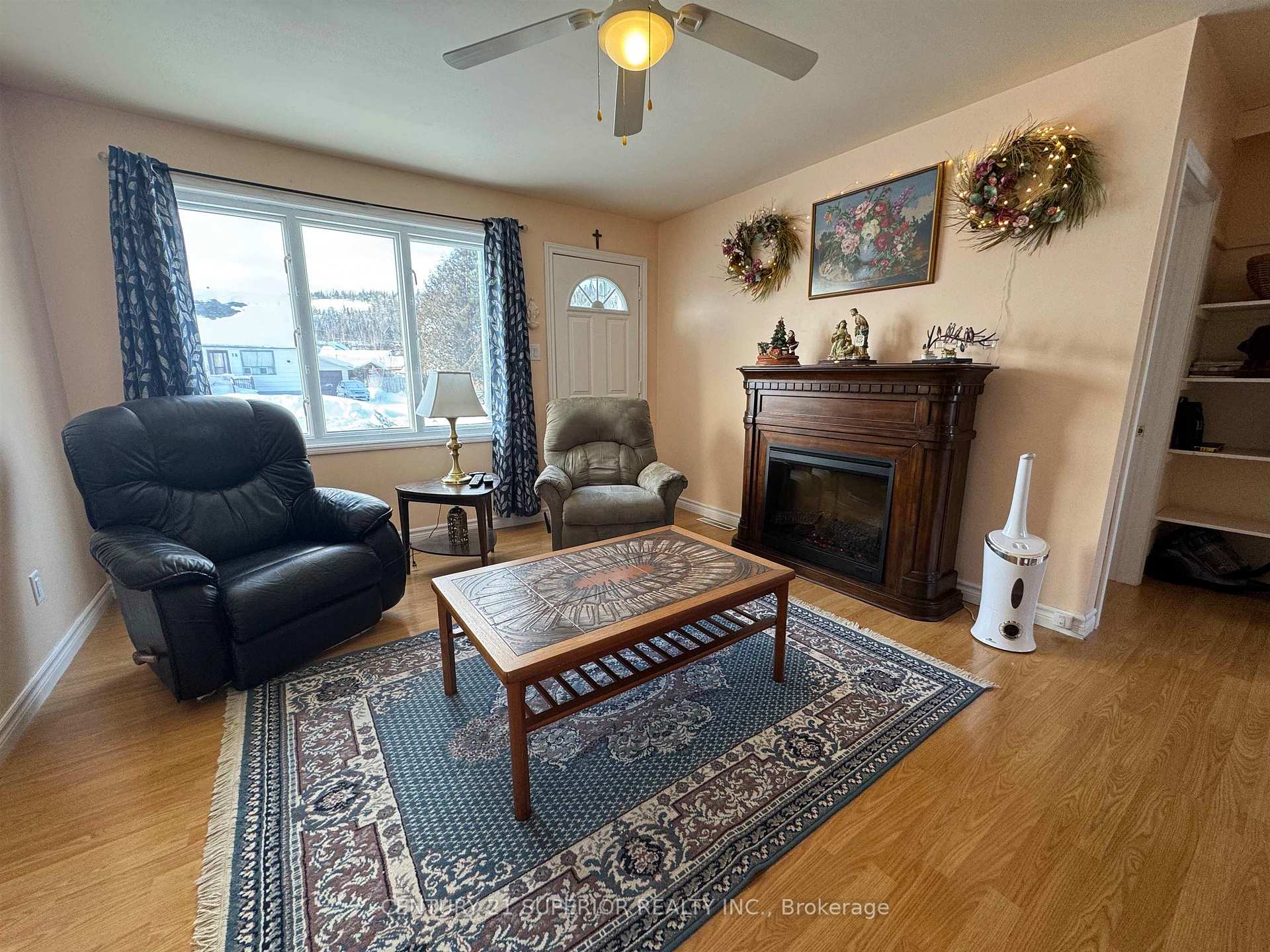 Photo 5 of 21 Heron Drive, Manitouwadge — HOMEH