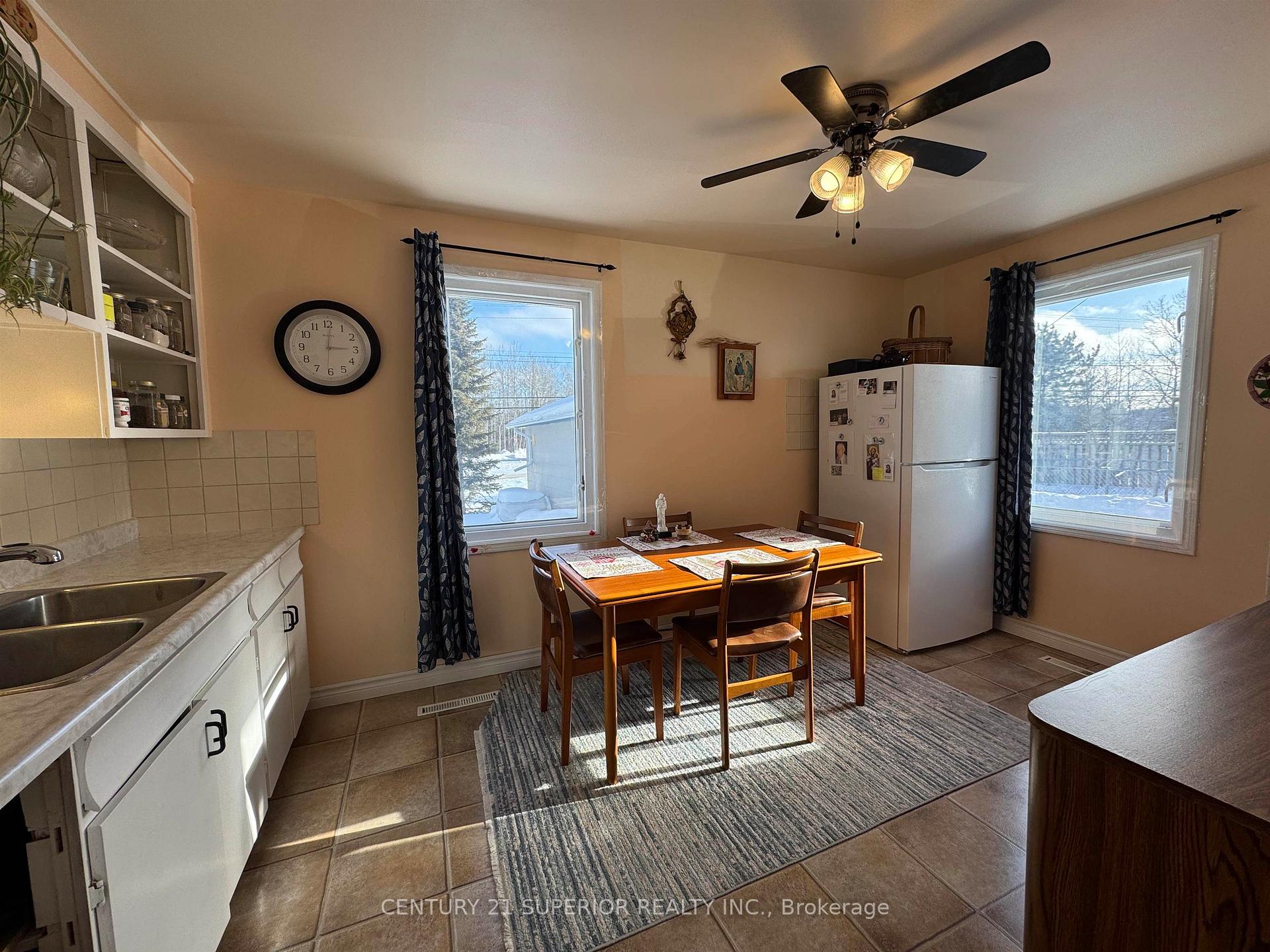 Photo 9 of 21 Heron Drive, Manitouwadge — HOMEH