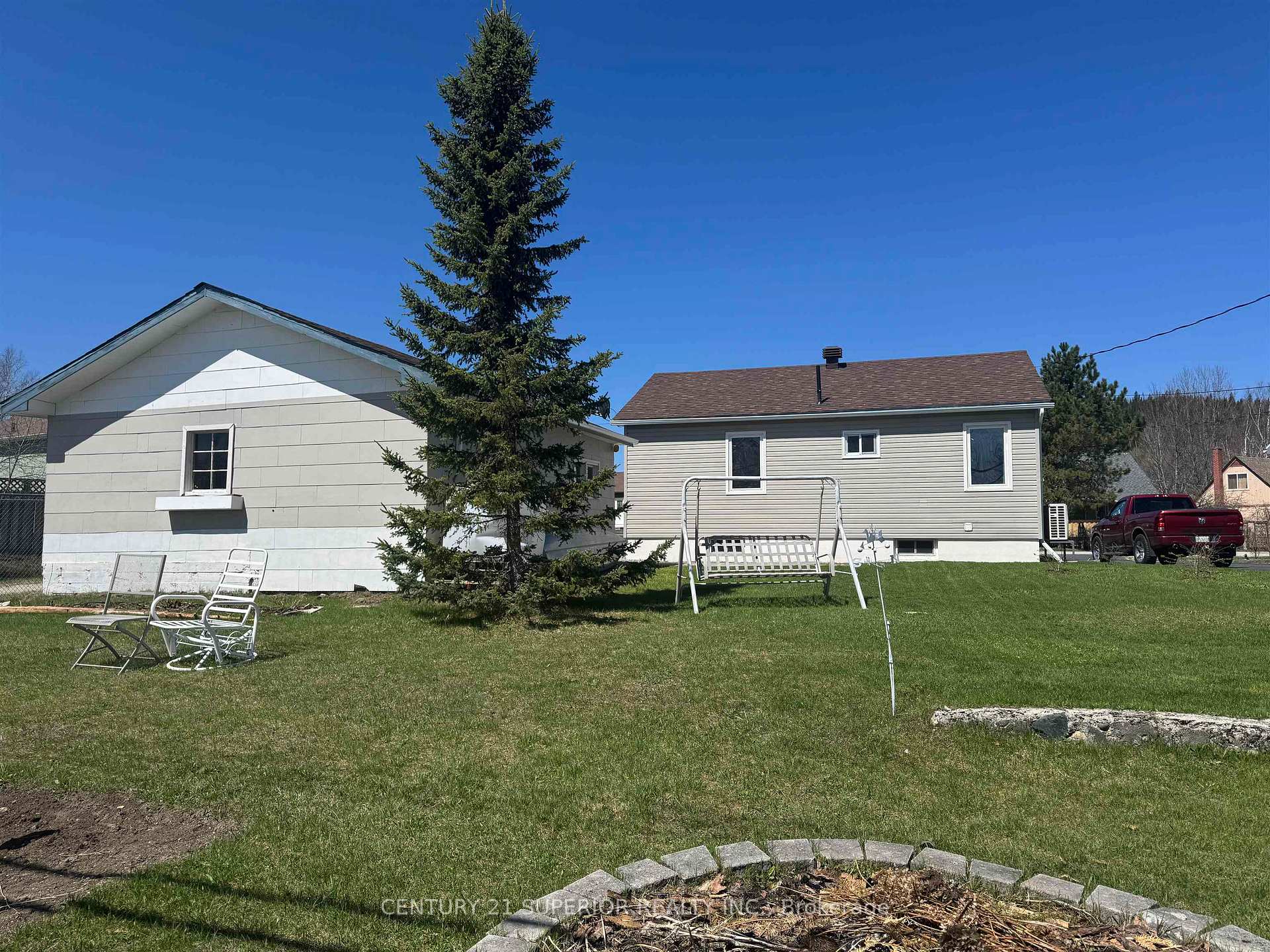 Photo 39 of 21 Heron Drive, Manitouwadge — HOMEH