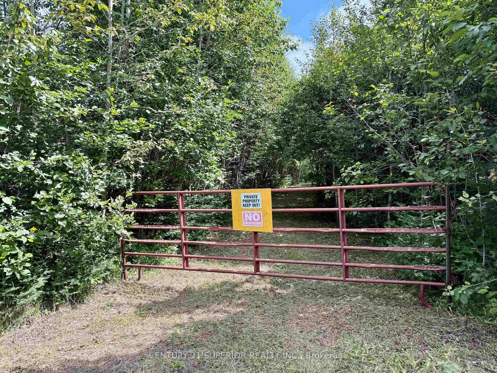 Photo 3 of 7056 Upton Road, Thunder Bay Remote Area, Ware — HOMEH