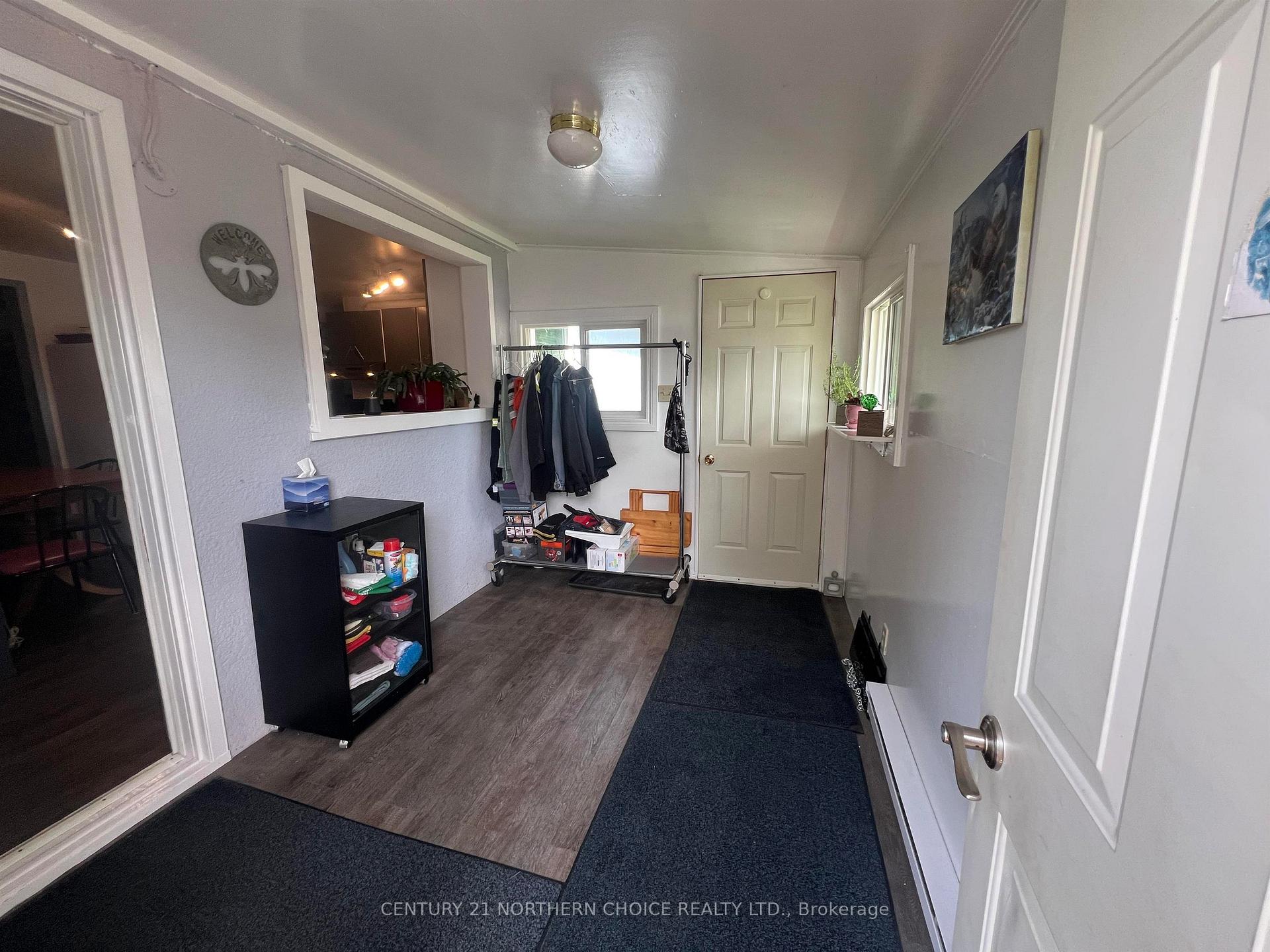 Photo 4 of 109 Houghton Road, Kenora, Amethyst — HOMEH