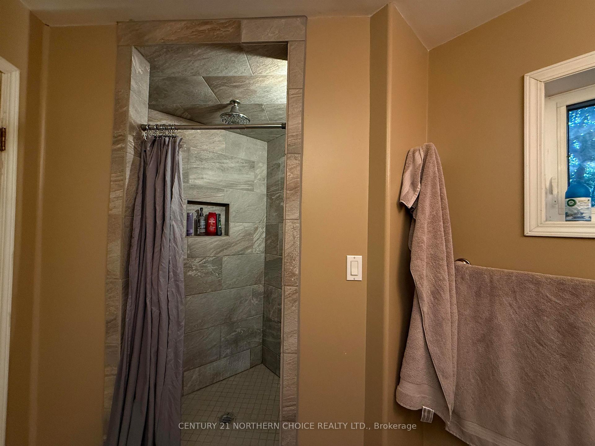 Photo 26 of 13 Bunny Street, Kenora, Donkirk Heights — HOMEH