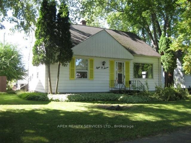Photo 1 of 807 Third Street East, Fort Frances — HOMEH