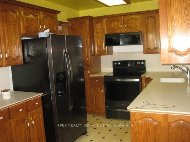 Photo 4 of 807 Third Street East, Fort Frances — HOMEH