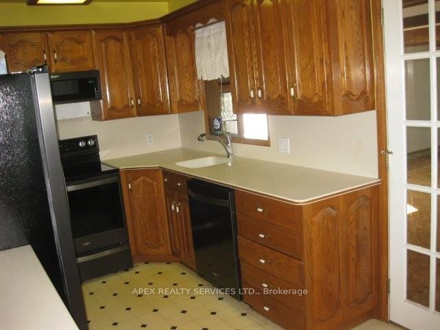 Photo 6 of 807 Third Street East, Fort Frances — HOMEH