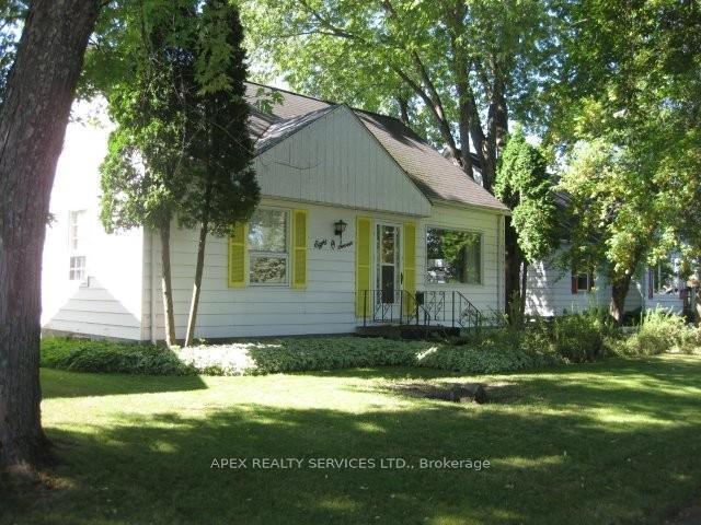 Photo 23 of 807 Third Street East, Fort Frances — HOMEH