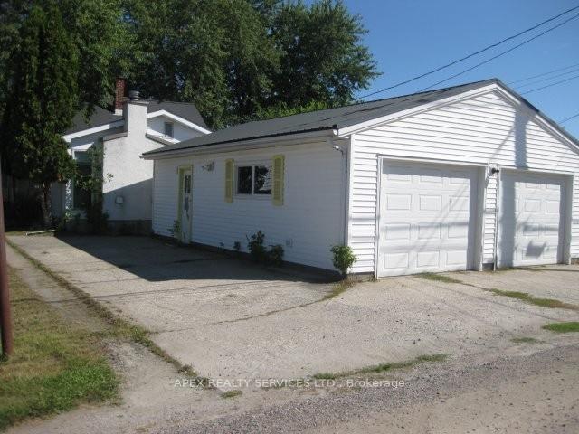 Photo 27 of 807 Third Street East, Fort Frances — HOMEH