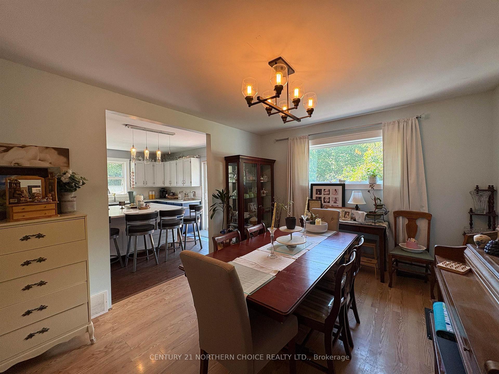 Photo 13 of 385 Daniel Avenue, Fort Frances — HOMEH