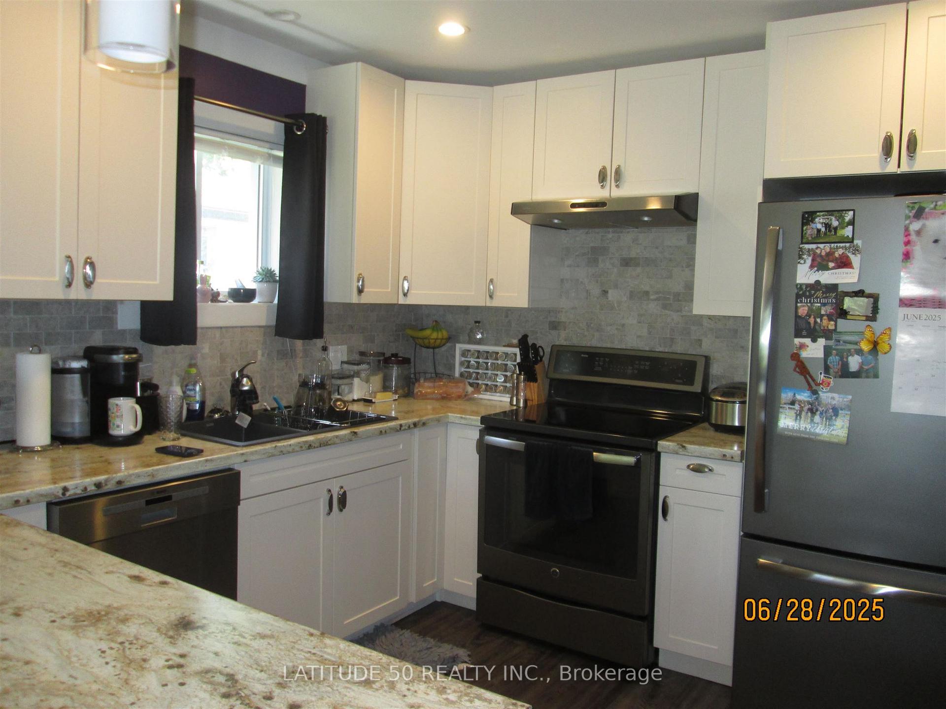 Photo 7 of 204 West Street, Ignace — HOMEH