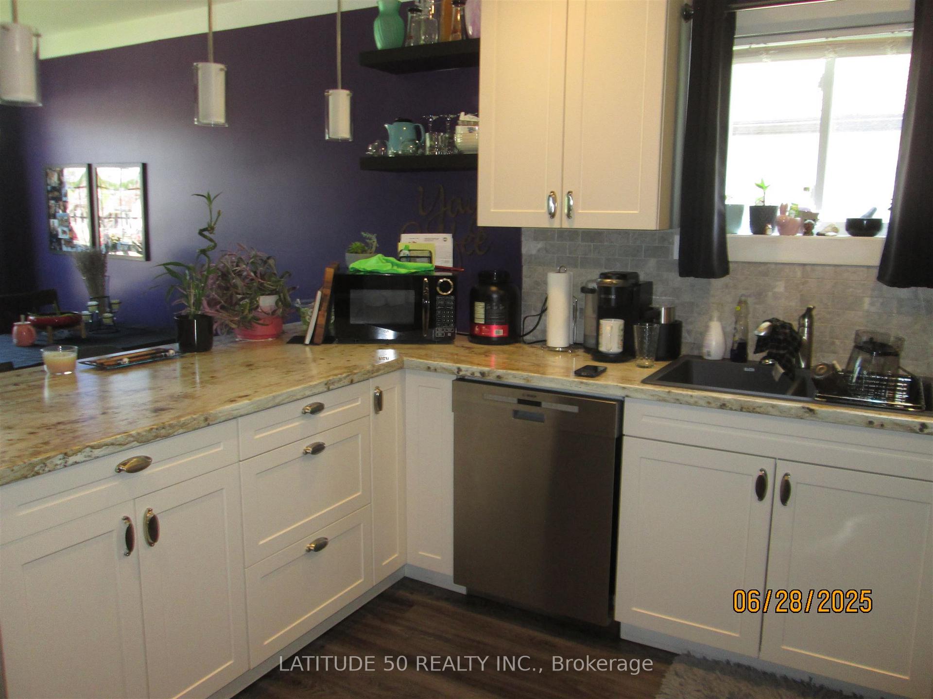 Photo 8 of 204 West Street, Ignace — HOMEH