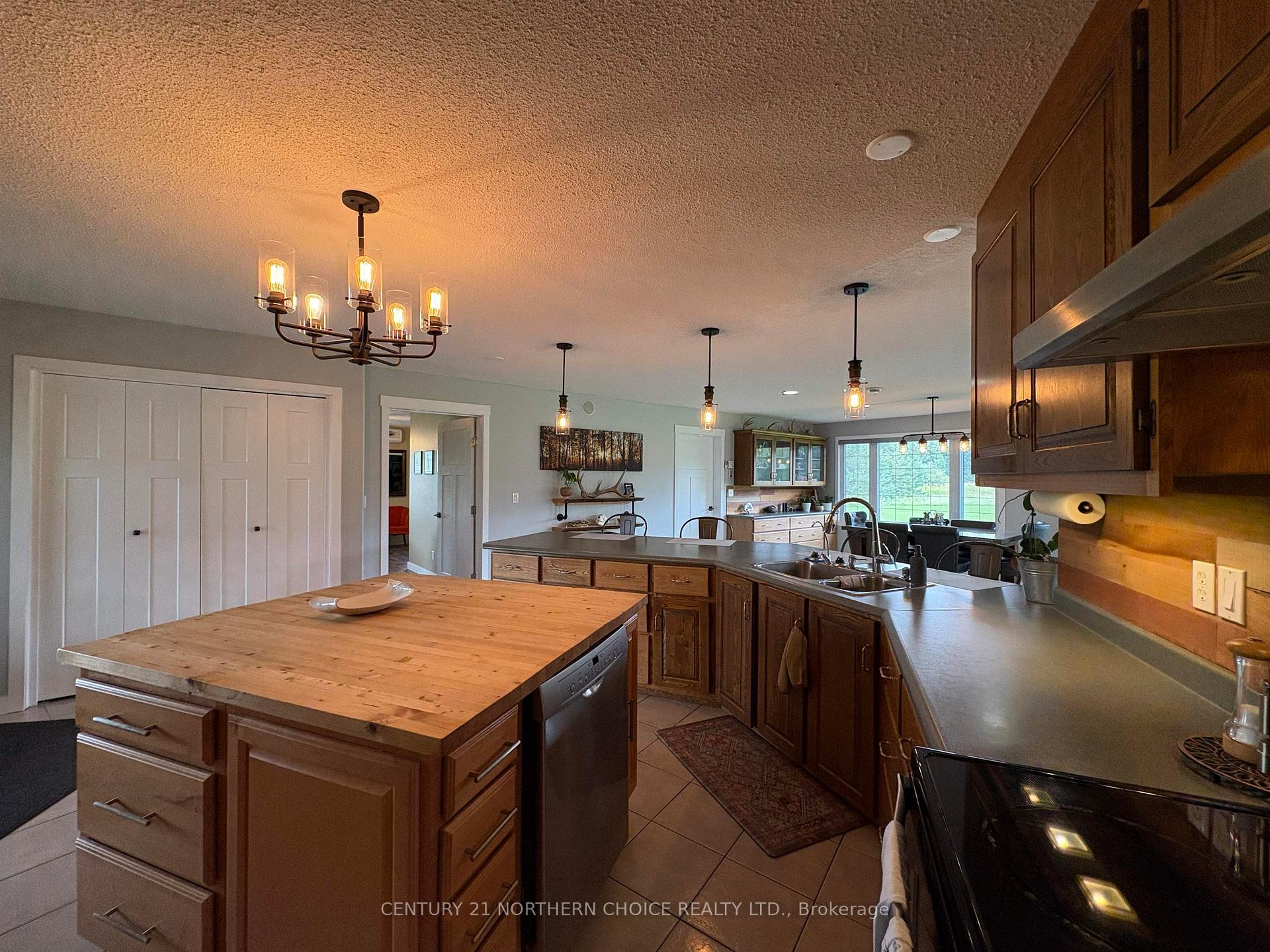 Photo 9 of 2250 Mutz Road, La Vallee — HOMEH