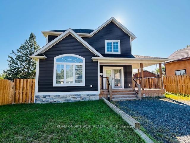 Photo 3 of 915 Eleventh Ave N, Kenora, Evergreen — HOMEH