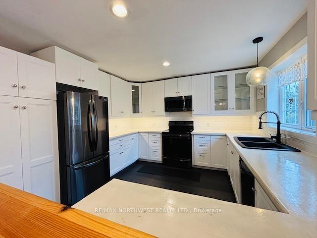 Photo 14 of 915 Eleventh Ave N, Kenora, Evergreen — HOMEH
