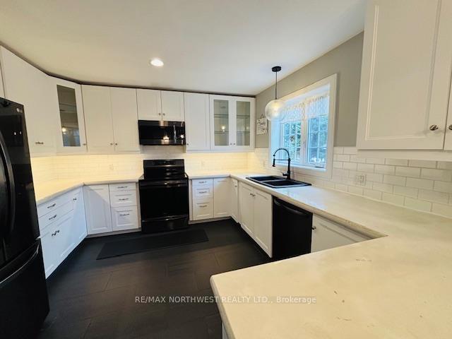 Photo 17 of 915 Eleventh Ave N, Kenora, Evergreen — HOMEH