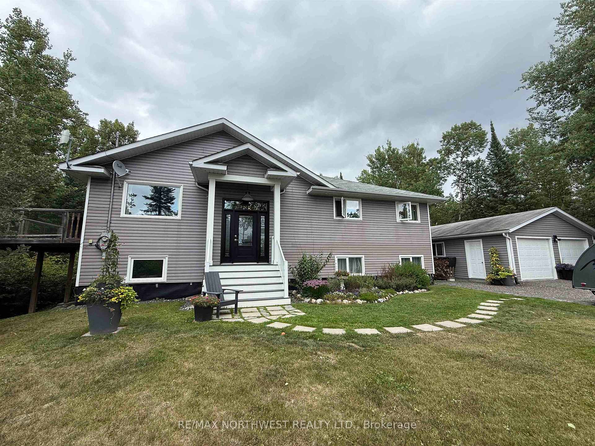 Photo 1 of 142 Barkman Close, Kenora, Kenora East — HOMEH