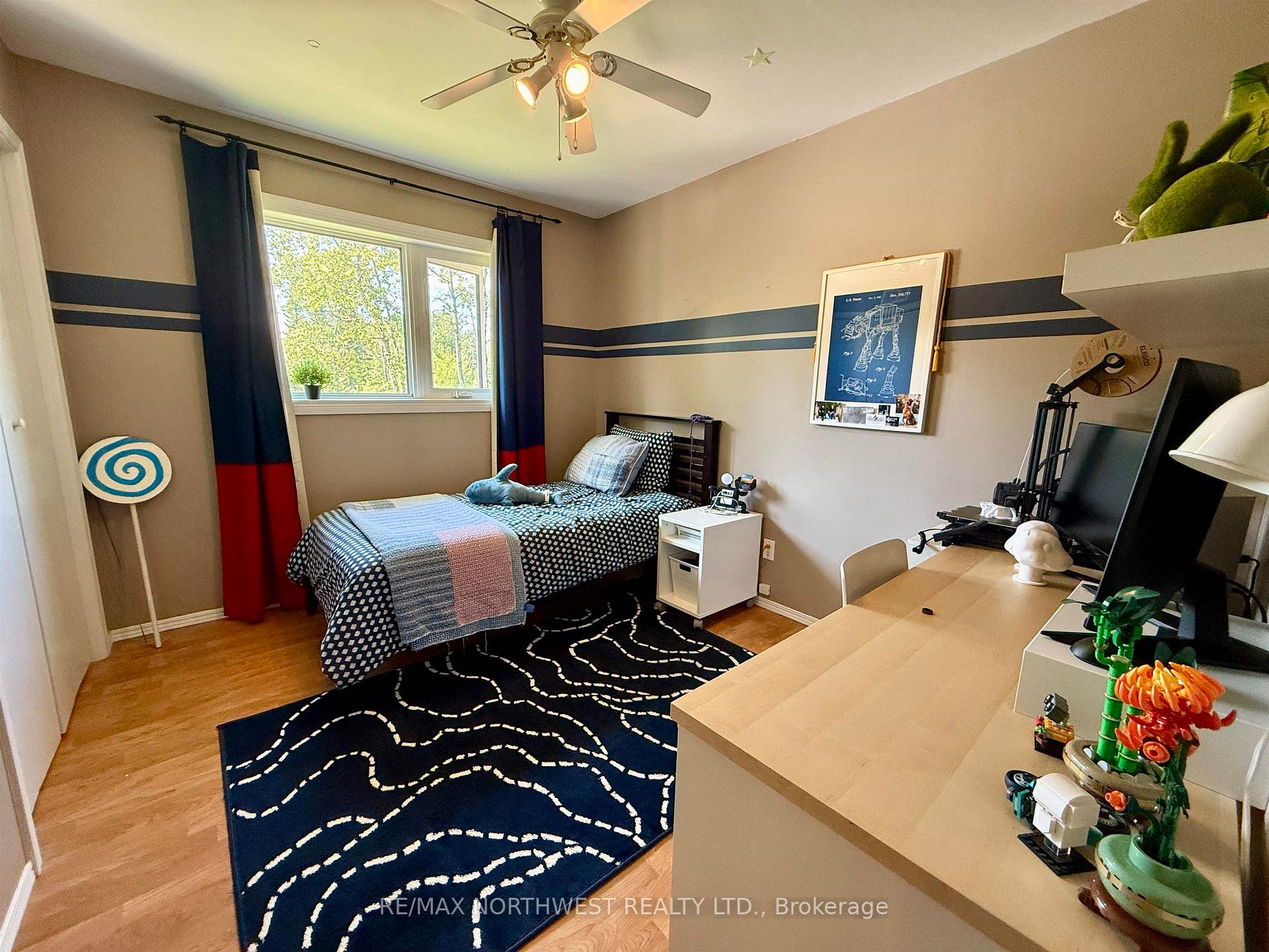 Photo 15 of 142 Barkman Close, Kenora, Kenora East — HOMEH