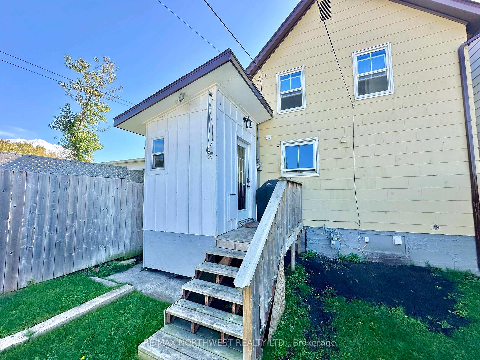 Photo 5 of 444 Third Street South, Kenora, Downtown — HOMEH