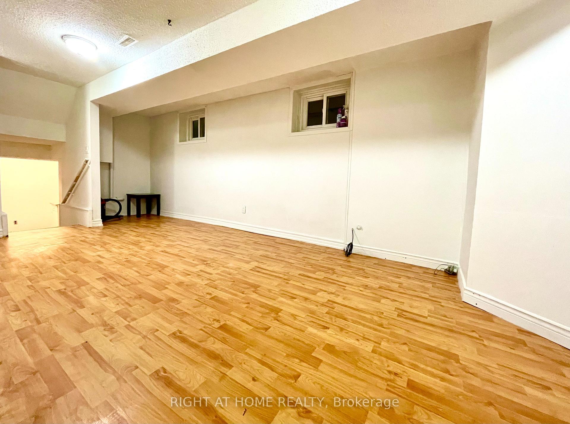 Photo 5 of Unit B, 108 Littleleaf Drive, Scarborough, Malvern — HOMEH