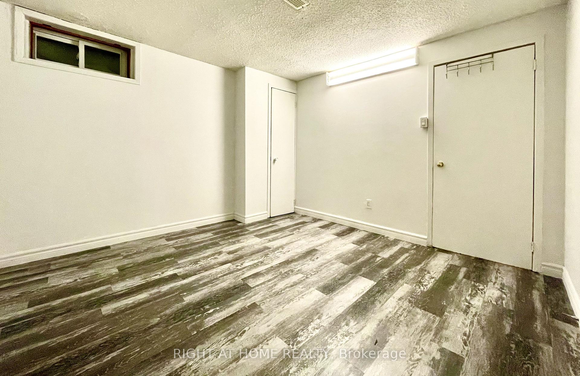 Photo 6 of Unit B, 108 Littleleaf Drive, Scarborough, Malvern — HOMEH