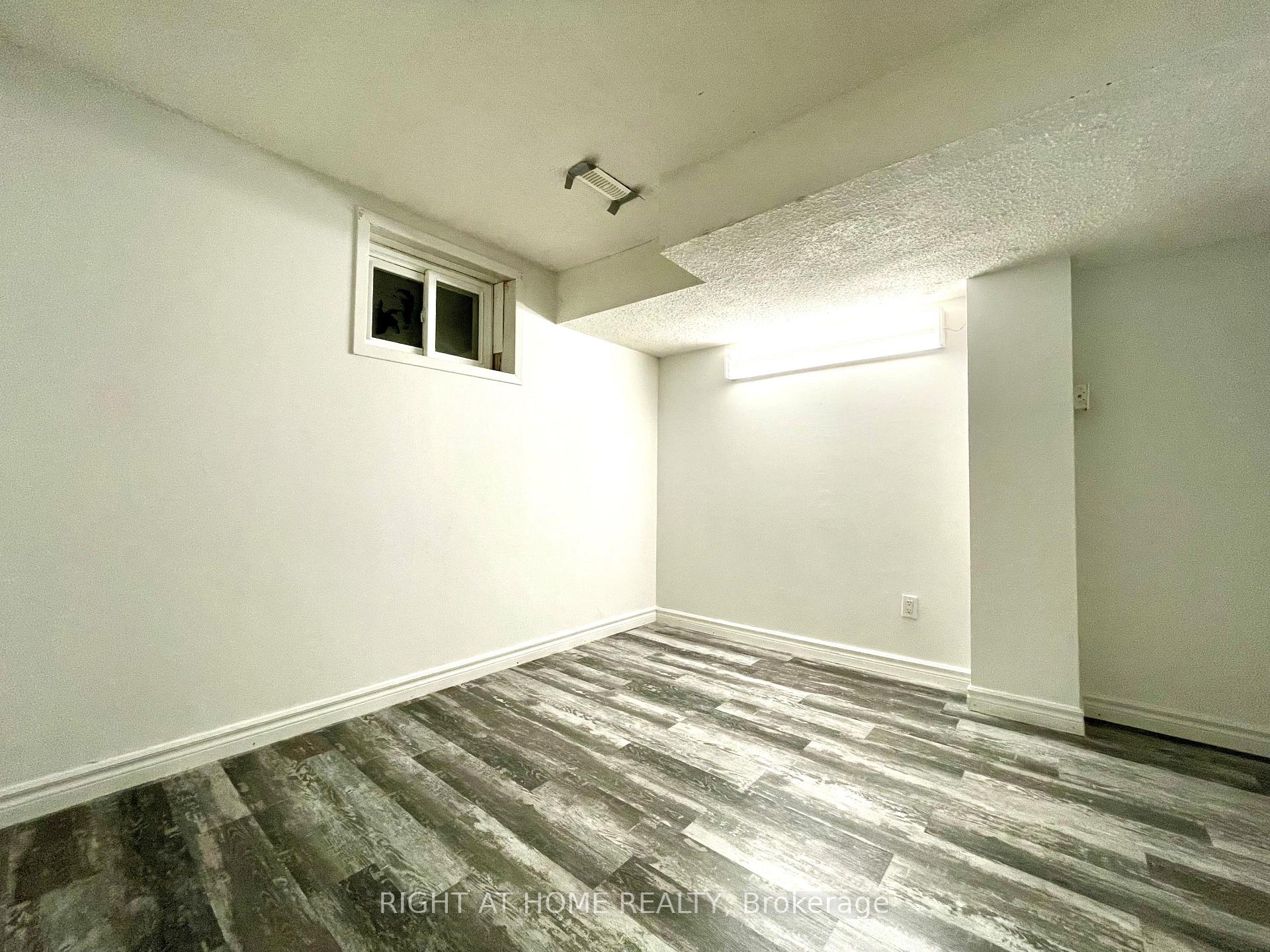 Photo 9 of Unit B, 108 Littleleaf Drive, Scarborough, Malvern — HOMEH