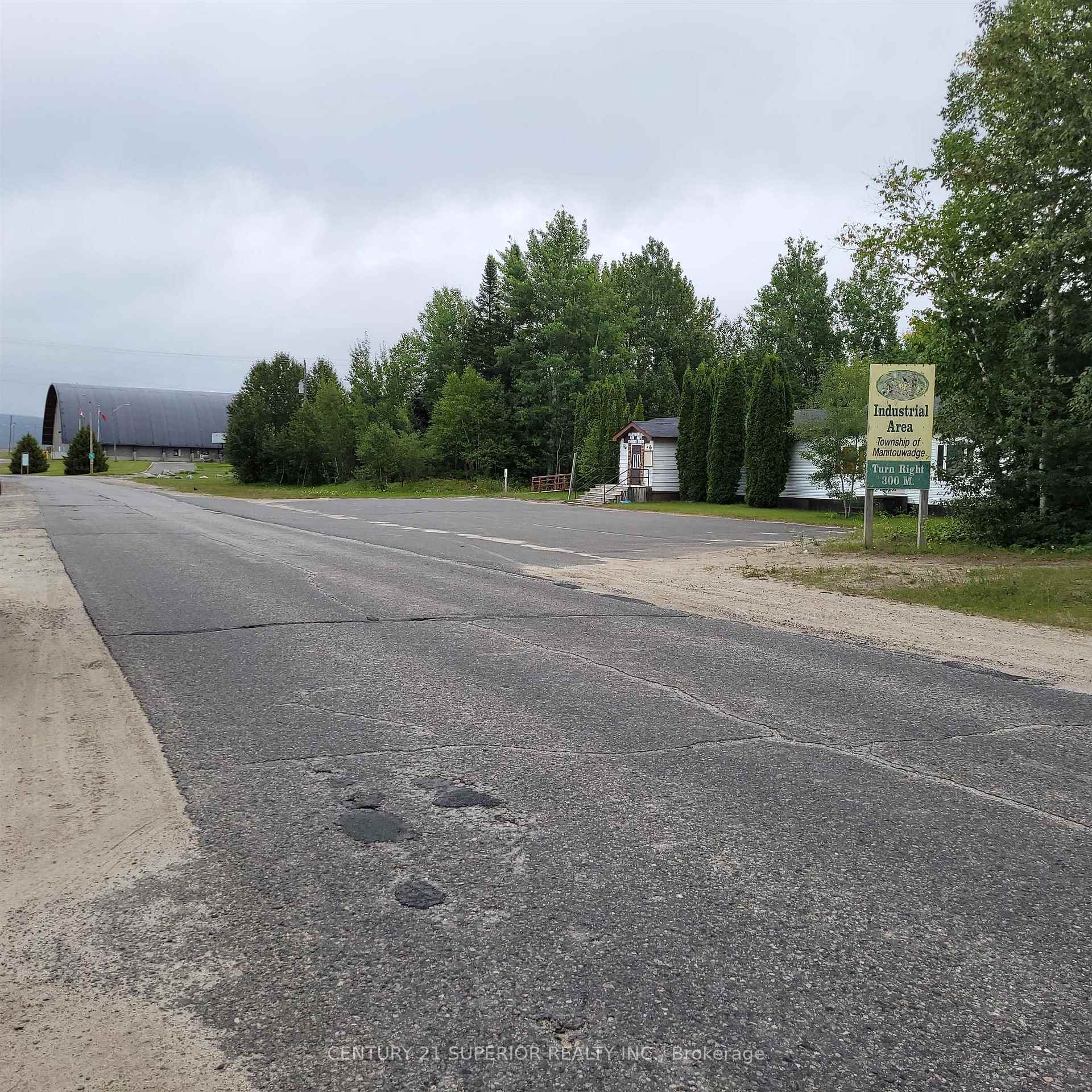 Photo 40 of 25 Manitou Road, Manitouwadge — HOMEH