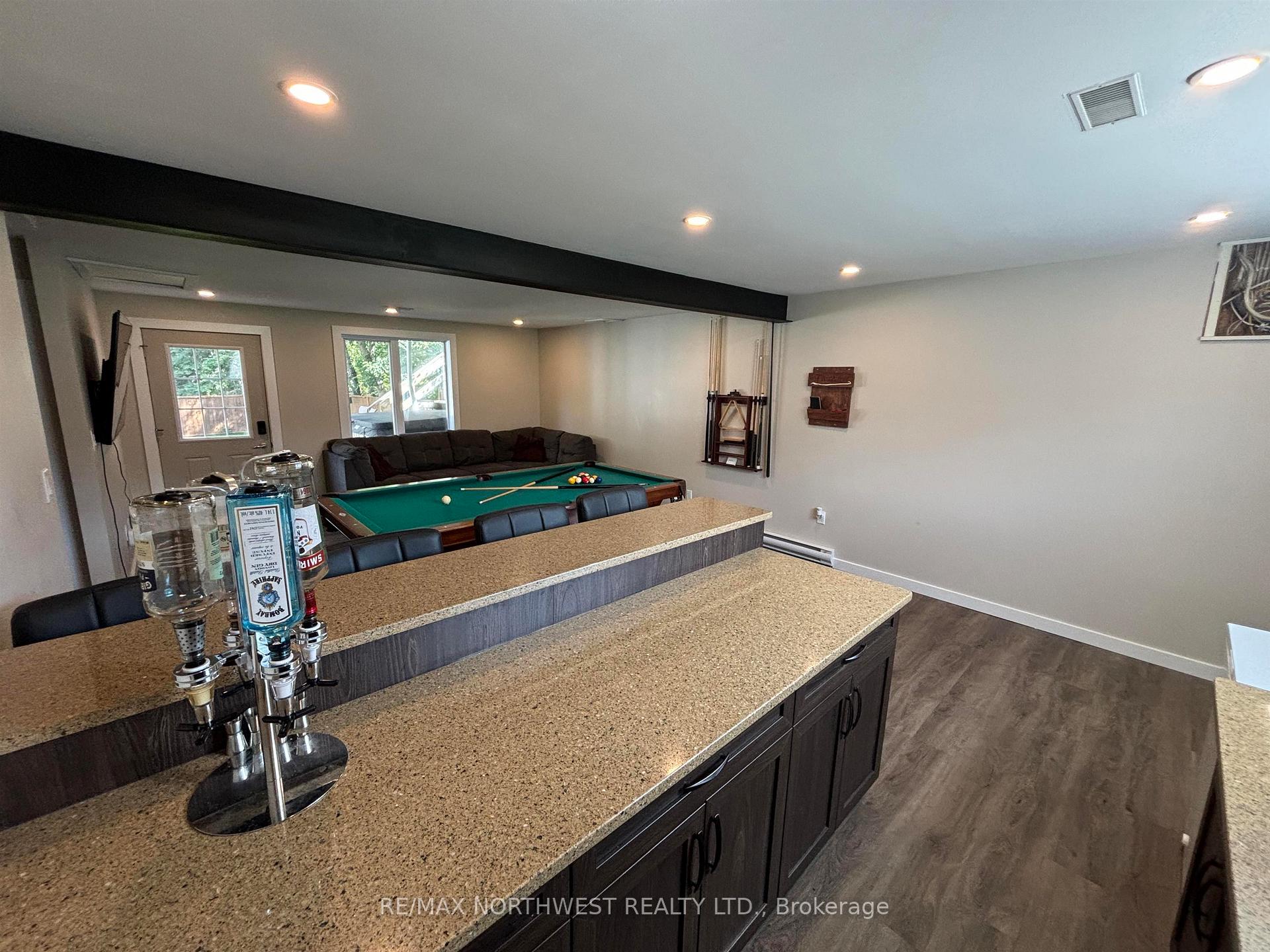 Photo 9 of 631 Eighth Avenue South, Kenora, Lakeside — HOMEH