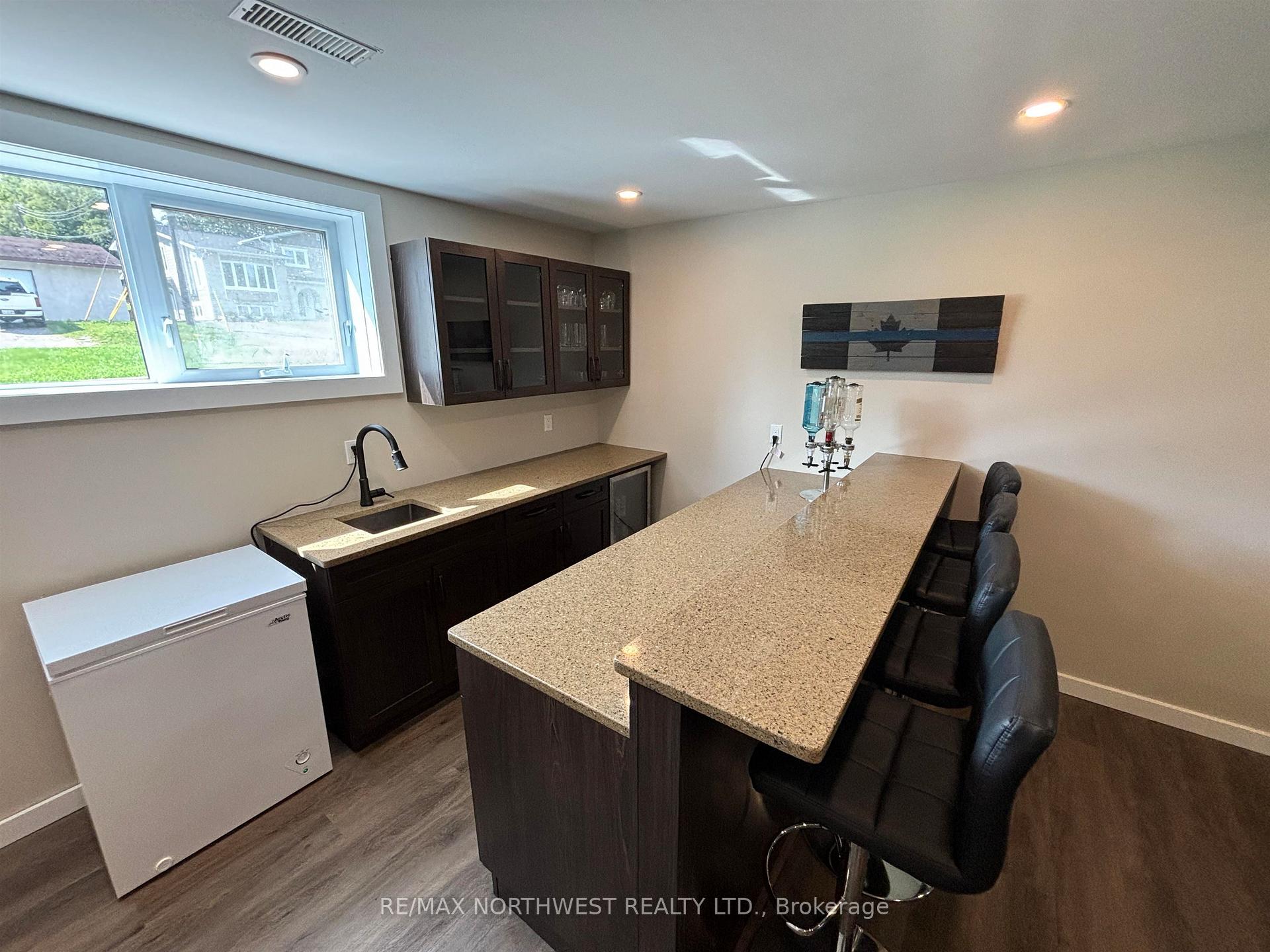 Photo 13 of 631 Eighth Avenue South, Kenora, Lakeside — HOMEH