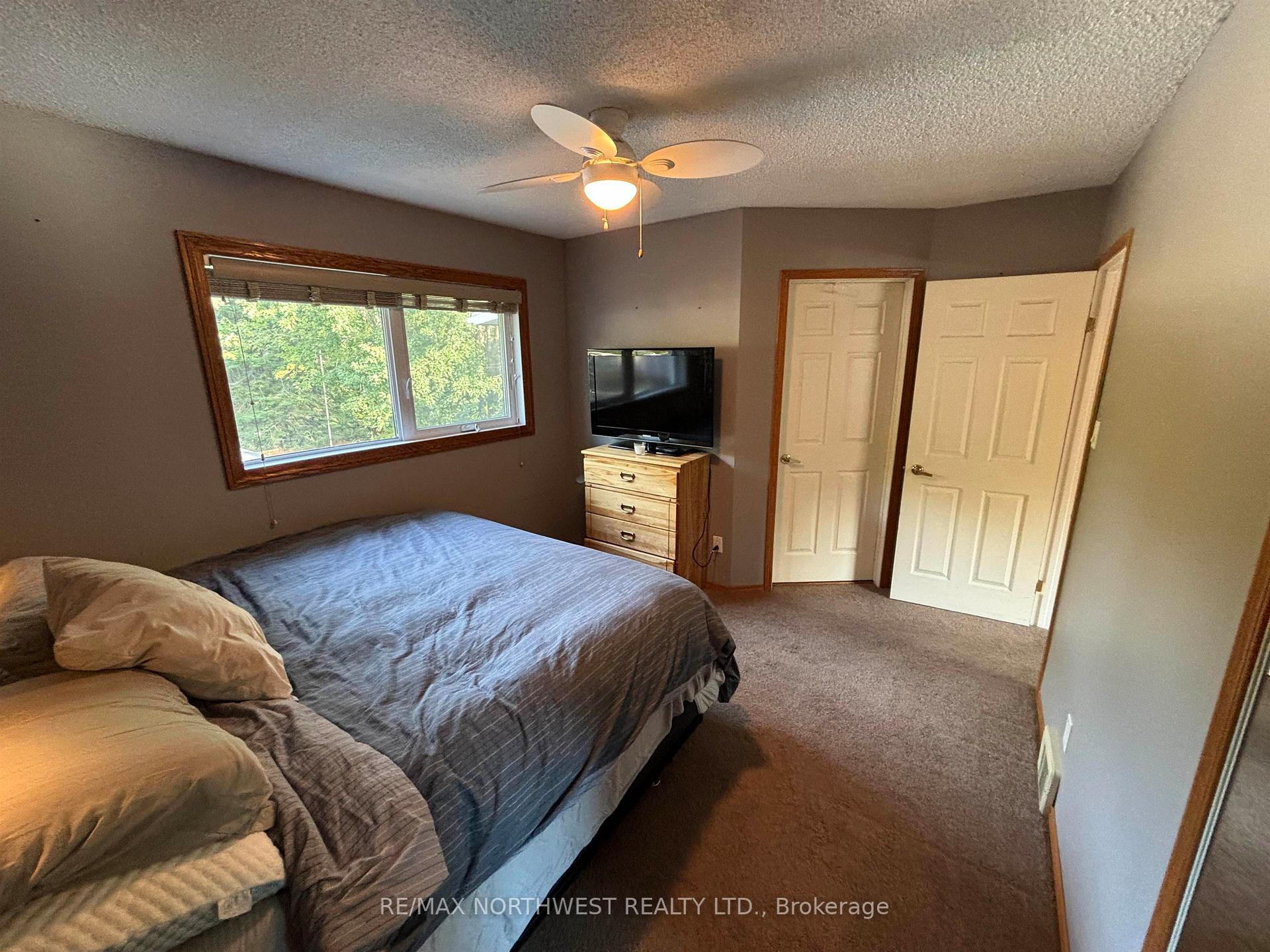 Photo 20 of 631 Eighth Avenue South, Kenora, Lakeside — HOMEH
