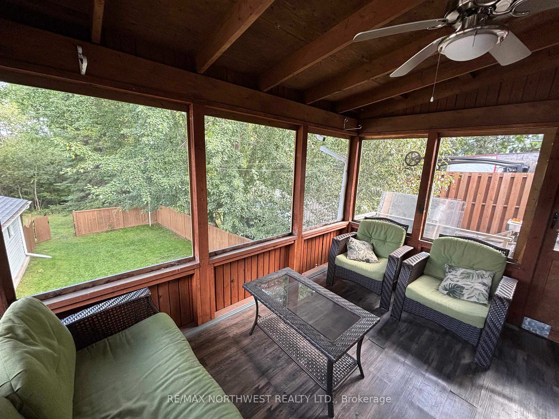 Photo 34 of 631 Eighth Avenue South, Kenora, Lakeside — HOMEH