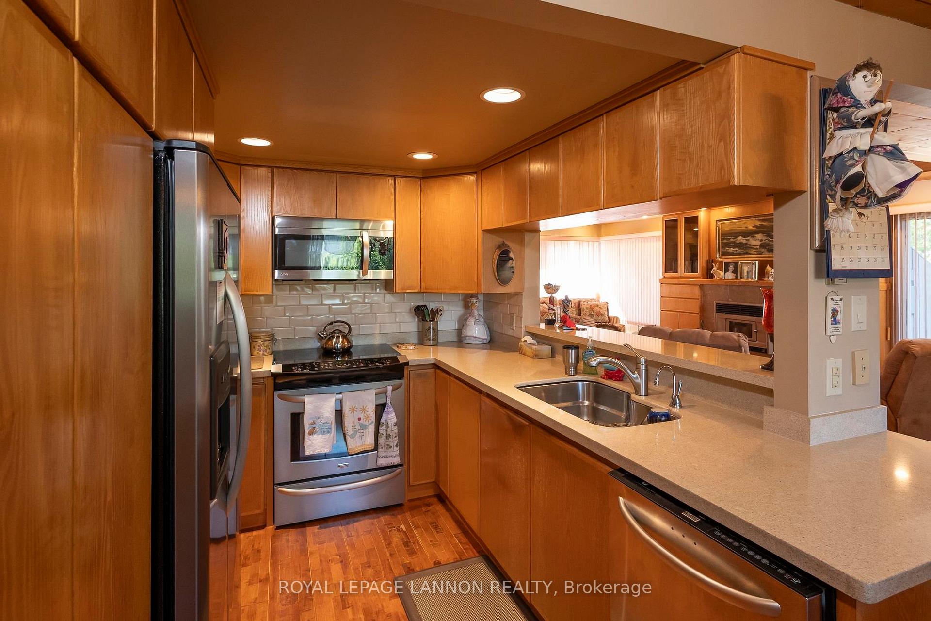Photo 8 of 13 Lambert Lane, Shuniah — HOMEH