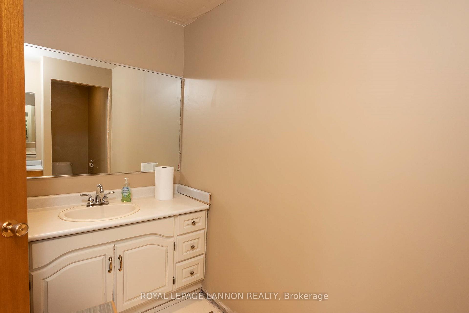 Photo 15 of 13 Lambert Lane, Shuniah — HOMEH