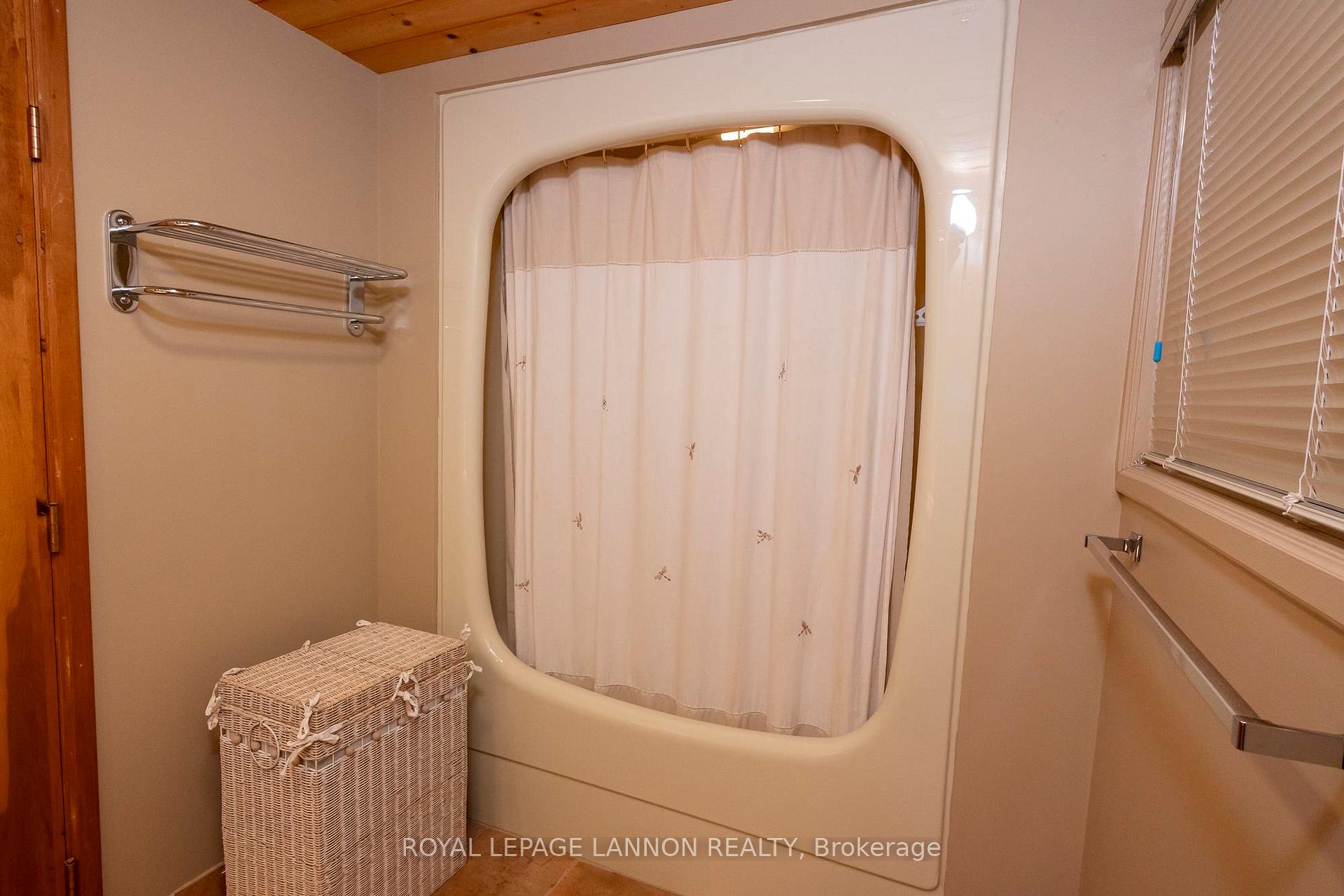 Photo 21 of 13 Lambert Lane, Shuniah — HOMEH
