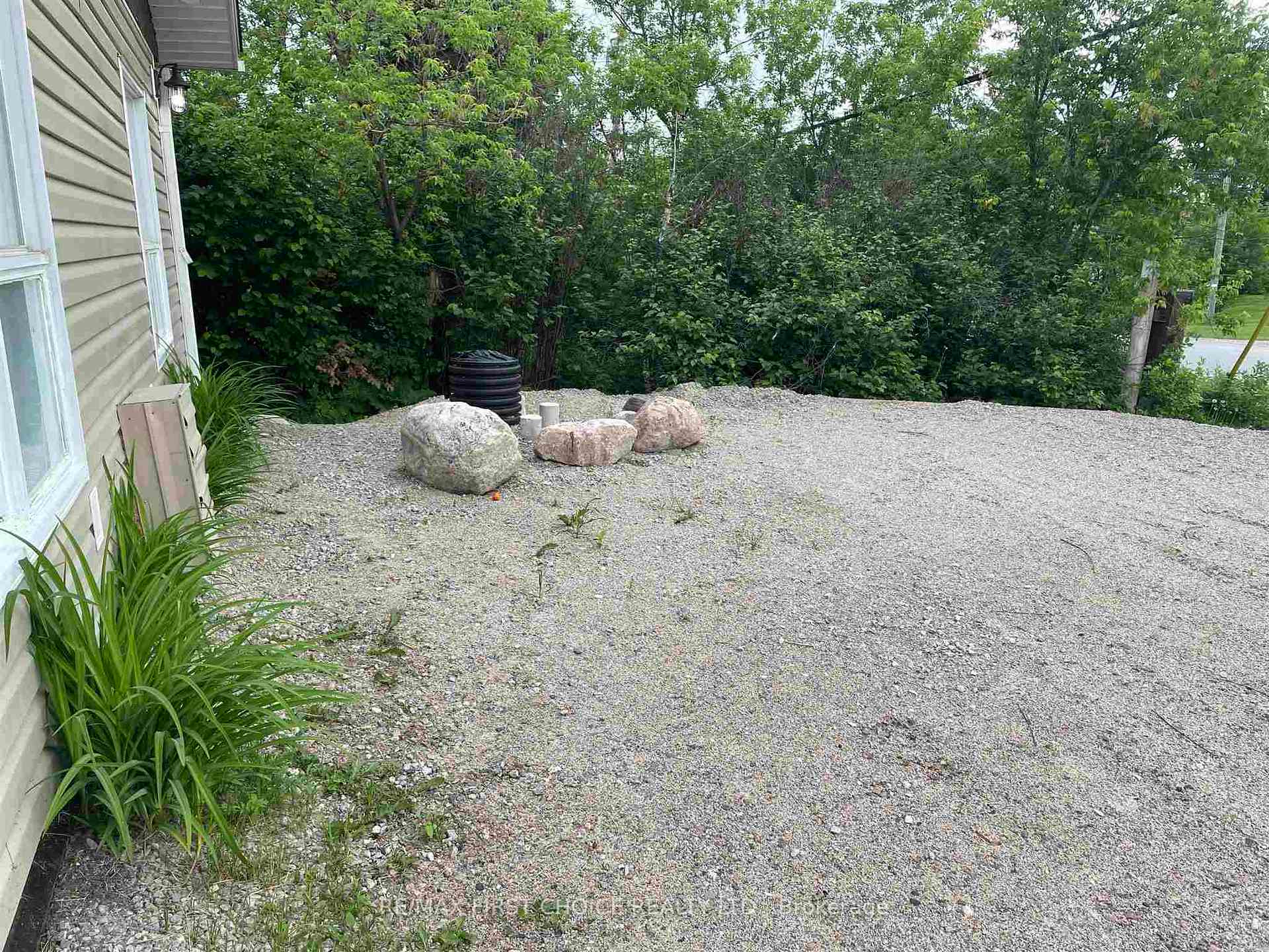 Photo 4 of 688 Hwy 594, Machin — HOMEH