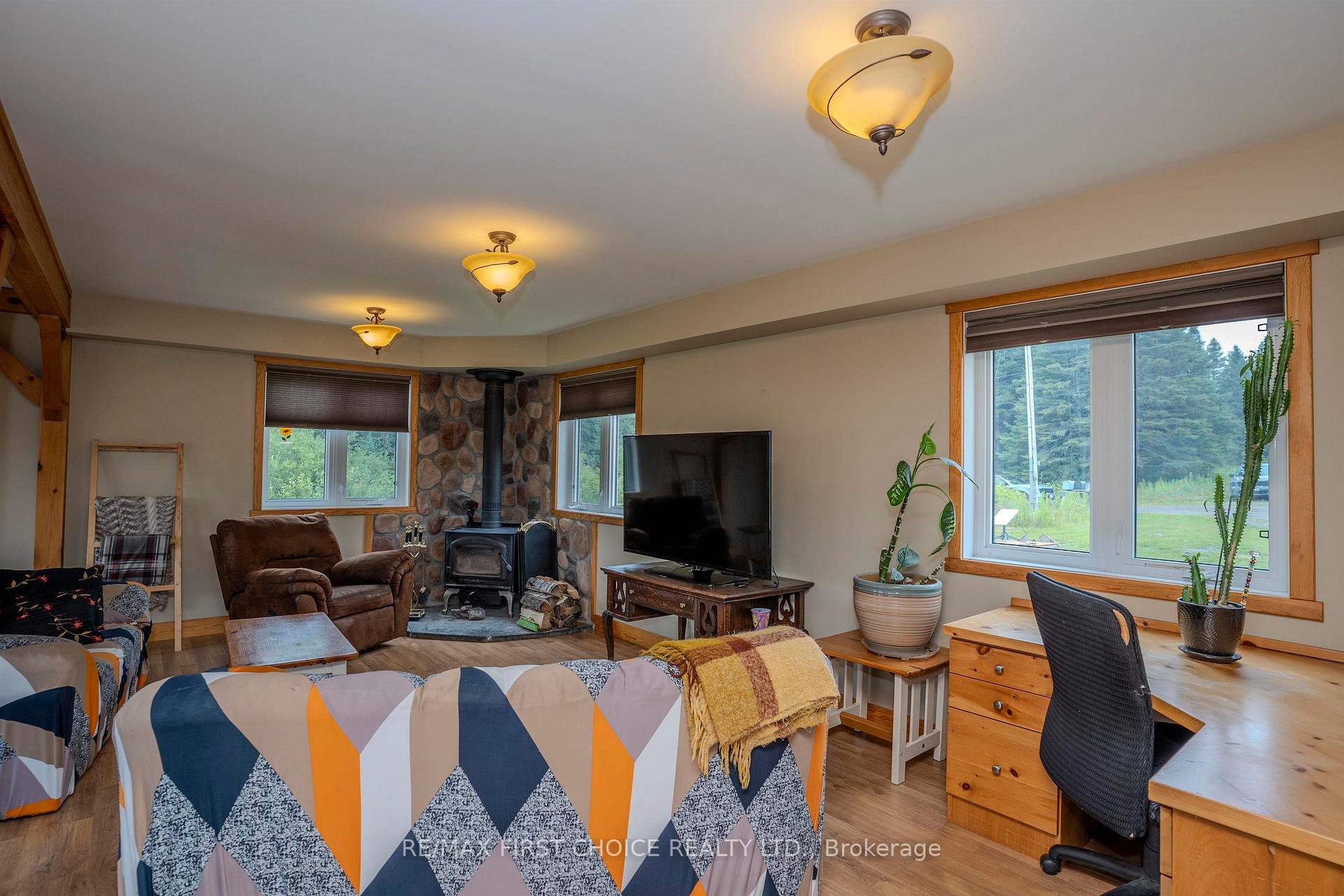 Photo 21 of 468 Mokomon Road W, Conmee — HOMEH