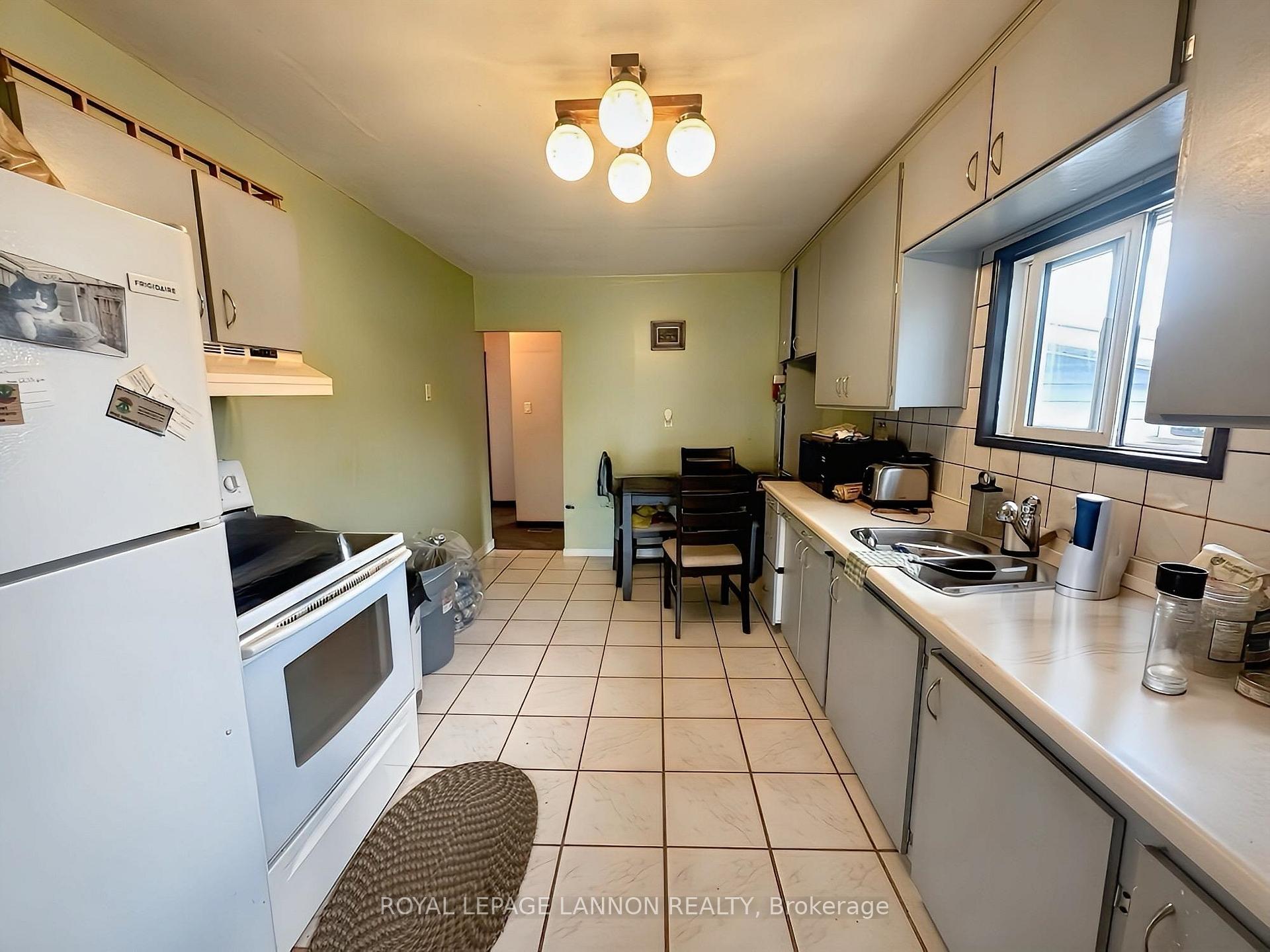 Photo 5 of 407 First Street W, Greenstone — HOMEH