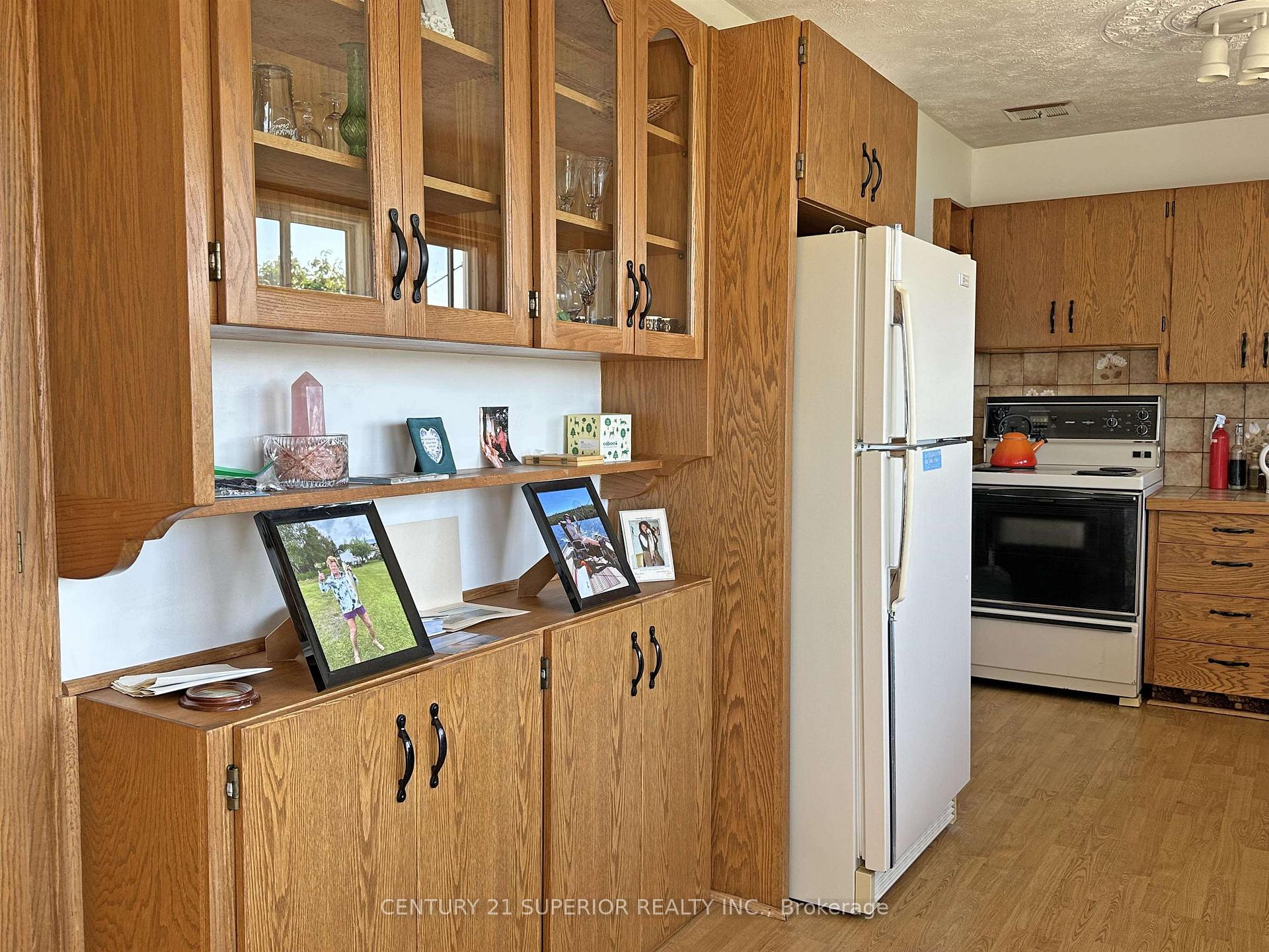 Photo 7 of 213 & 215 Main Street, Thunder Bay Remote Area — HOMEH
