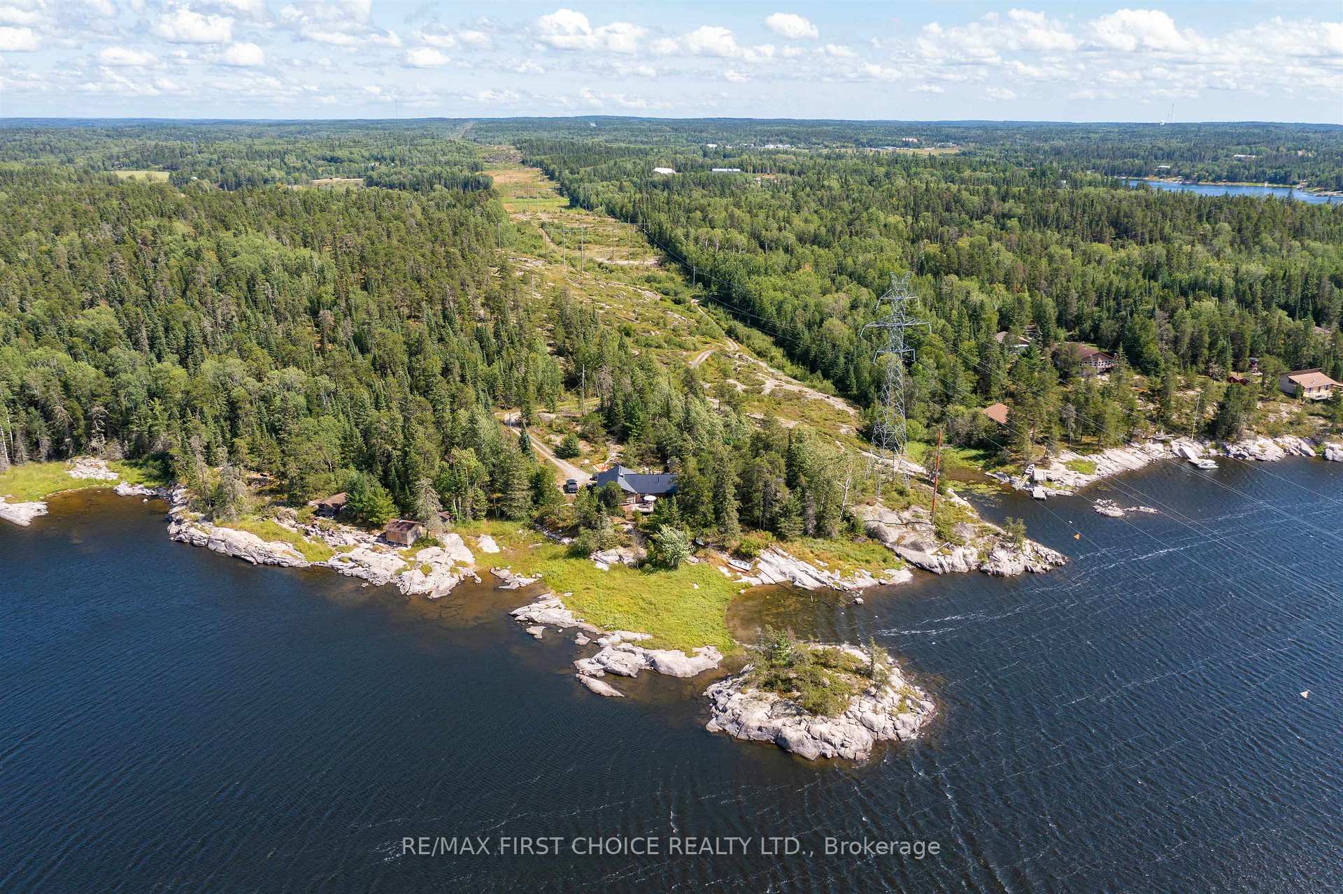 Photo 1 of 33 Lori-Lee Byway, Kenora, Redditt Road West — HOMEH